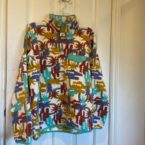NEW Patagonia Lightweight Synchilla Snap-T Fleece Pullover Women's L Tree Print - Picture 7 of 13